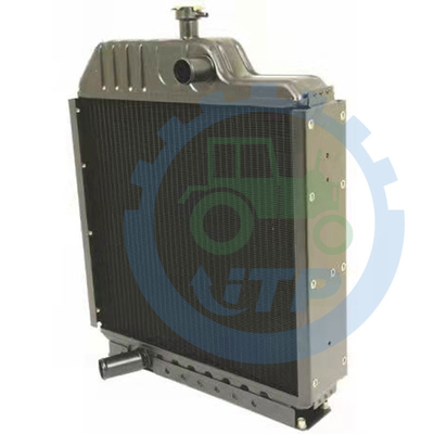 067327T1 067323T1 425 435 Massey Ferguson Traktör Parçaları Radyatör